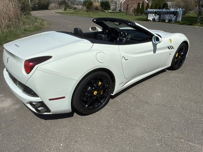 2011 Ferrari California Base