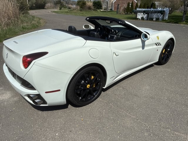 2011 Ferrari California Base