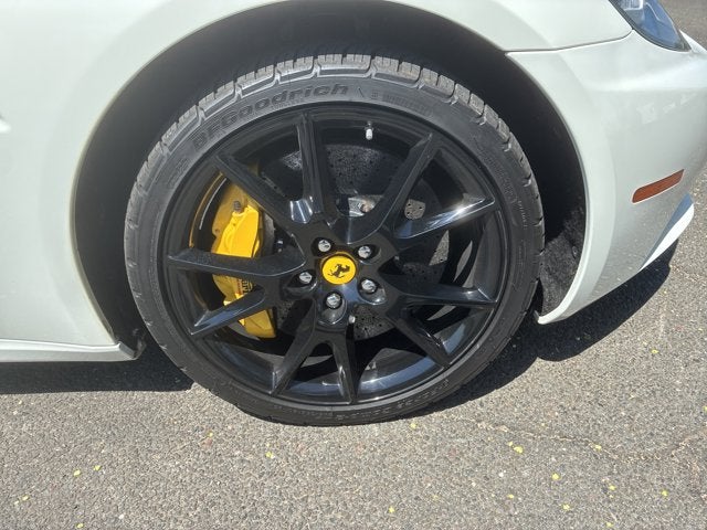2011 Ferrari California Base