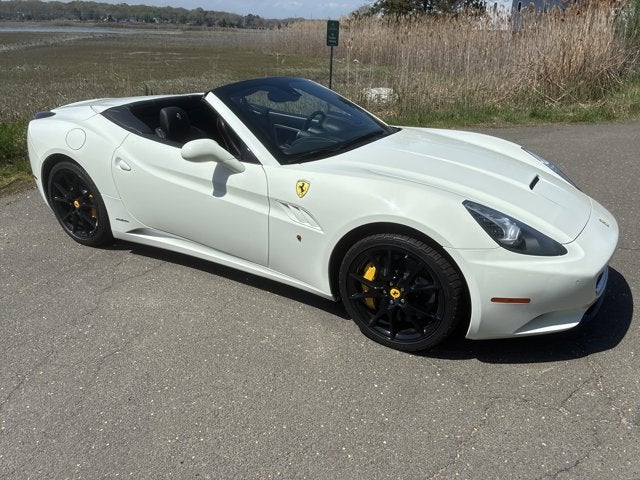 2011 Ferrari California Base