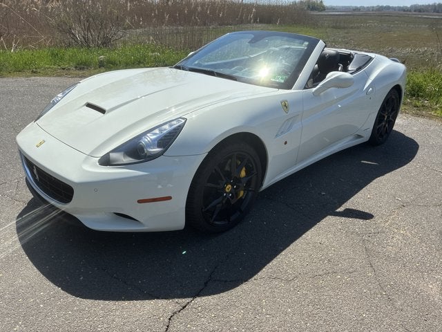 2011 Ferrari California Base