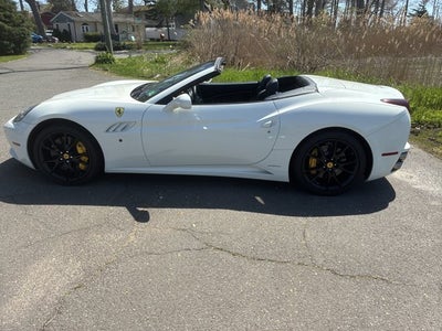 2011 Ferrari California Base