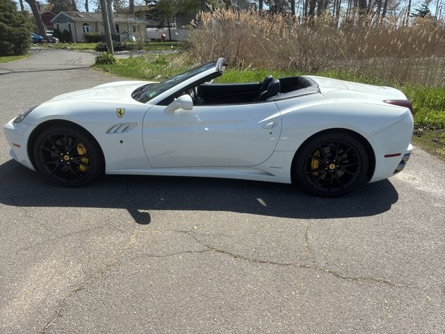 2011 Ferrari California Base